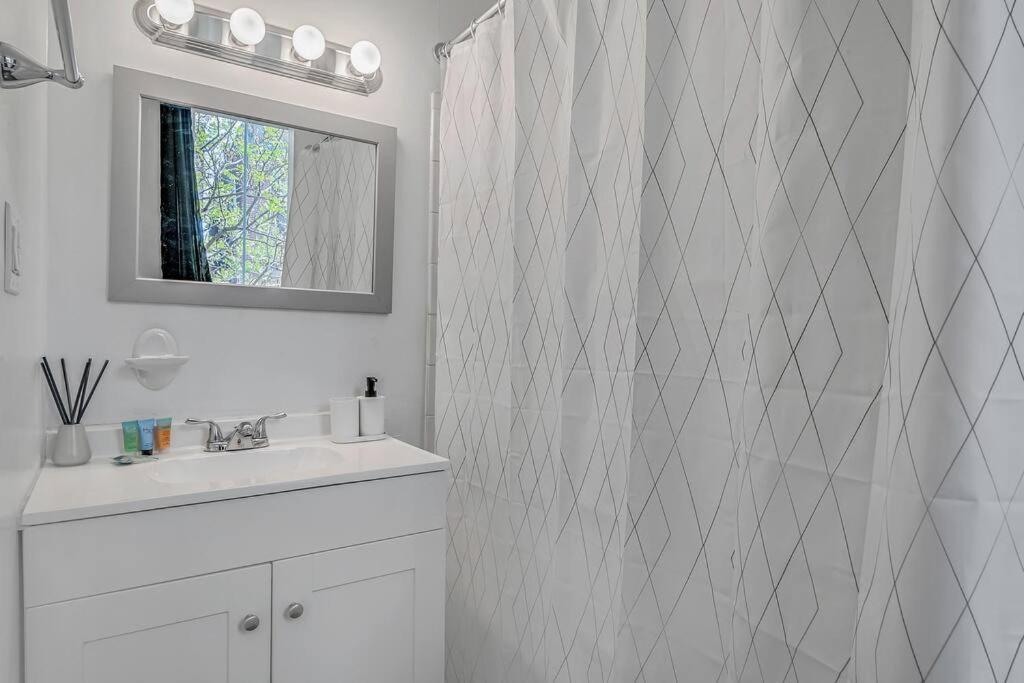 Hbg 1Br: Modern Vintage Gem Apartment Harrisburg Bagian luar foto