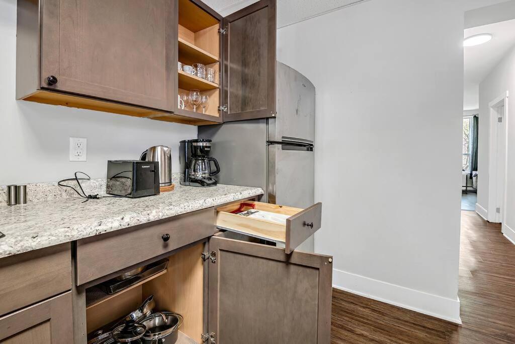 Hbg 1Br: Modern Vintage Gem Apartment Harrisburg Bagian luar foto